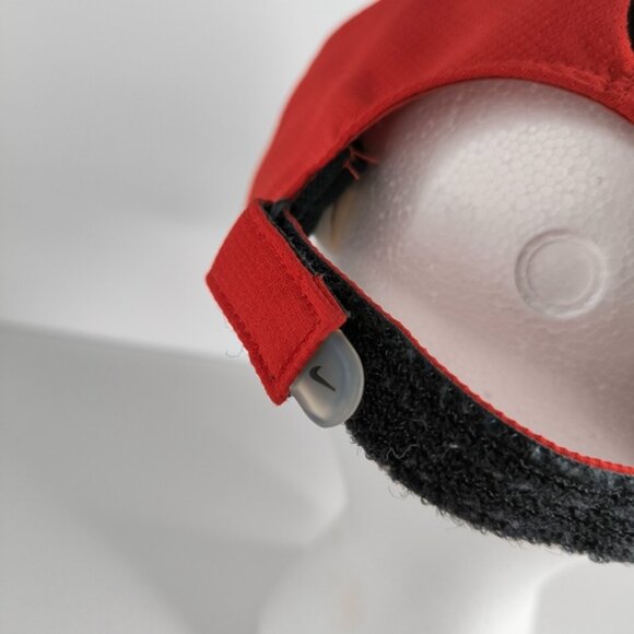 Nike Golf Tour Legacy Tennis Preppy Ferrari Red Strapback Hat Cap - Picture 4 of 7
